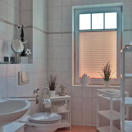 Valerie * 오스치바드 닌하겐